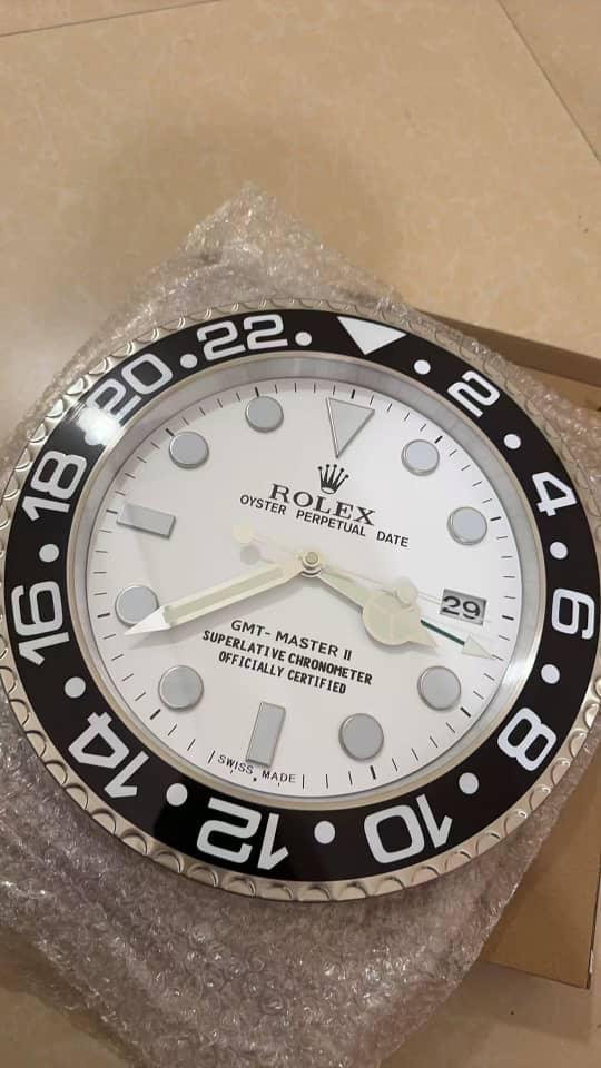 GMT Black / White